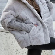 Inga Mantel – Winterjacke mit Kapuze und leichter Isolierung