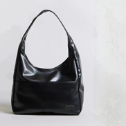 Novella Schultertasche – Umhängetasche mit mehreren Fächern und Schulterriemen