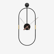 ChronaForm – Dekorative Wanduhr aus Metall für Innenräume