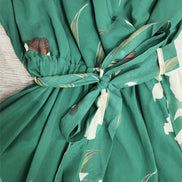 Velmira Maxikleid mit Blumenmuster und V-Ausschnitt – langärmeliges Kleid in A-Linien-Form