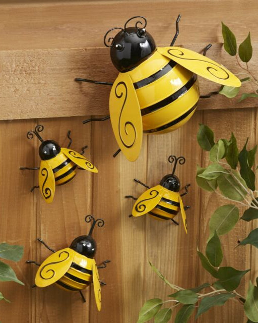 Dekorative Hummel-Ornamente für Garten und Wohnbereiche