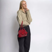 Velmira Schultertasche – Umhängetasche mit Reißverschluss, Seitenfach und verstellbarem Riemen