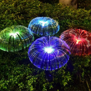 Solarbetriebene Gartenleuchten mit dekorativem Leuchteffekt