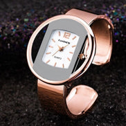 Laceyra Damen Armbanduhr mit ovalem Zifferblatt und verstellbarem Armband