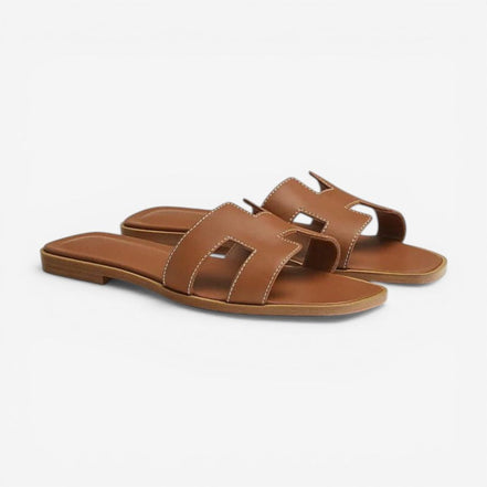 Lunessa Damen Sandalen mit Flacher Sohle und Rutschhemmender Laufsohle