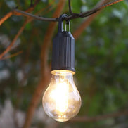 Lumora Campingleuchte – LED Leuchte mit USB-C Aufladung und Tragegriff