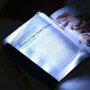 Lumirex LED Leselampe mit flexiblem Arm und kompakter Form