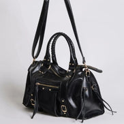 Ravina Schultertasche – Handtasche mit Reißverschluss, Doppelgriffen und verstellbarem Riemen