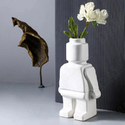 Geometrische Designvase für moderne Wohnräume