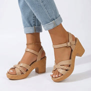 Mirelva Damen Sandalen mit geflochtenen Riemen und verstellbarer Schnalle