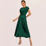 Almira Kleid – Damen ärmelloses Kleid mit Rundhals, Wickeloptik und lockerem Schnitt