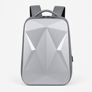 Hartschalen-Rucksack mit USB-Anschluss, 35L und 17,3 Zoll Laptopfach – Nexaro