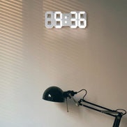 **Glone 3D LED Wall Clock – Modern Aesthetic with Customizable Lighting** 3