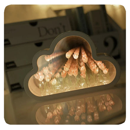 Florina LED-Tischlampe mit Spiegeleffekt und Tulpenmotiv