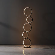 **LED-Stehlampe Nordisches Ring-Design – Stilvolle 360-Grad-Beleuchtung** 1