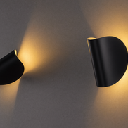 Moderne schwarze LED-Wandleuchte mit halbrundem Design, Wandmontage, Innenbeleuchtung