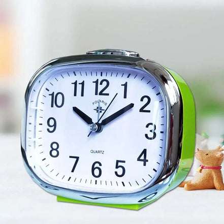 Velora Tischuhr – Tischuhr mit Quarzwerk, großem Display, Nachtlicht und Snooze-Funktion
