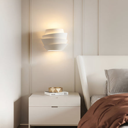 Moderne Skandinavische Wandlampe mit Doppelstrahler – Stilvolle Lichtakzente für Ihr Zuhause 2