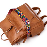 Tessavelle Damen Rucksack mit mehreren Fächern und modernem Design