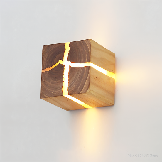 QuadCrackle Wandleuchte Holz – Künstlerisches Lichtspiel für Ihr Zuhause 0