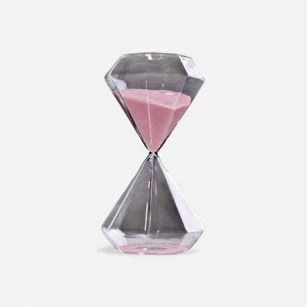 Kreative Sanduhr mit diamantinspiriertem Design für die Tischdekoration