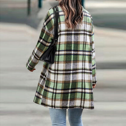 Damen Jacke mit Umlegekragen und Knopfleiste – Veloura