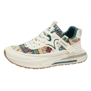 Neravio Sneaker mit Schnürung und profilierter Gummisohle
