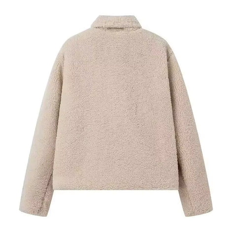 Damen Plüschjacke mit Umlegekragen und Knopfverschluss – Elvara