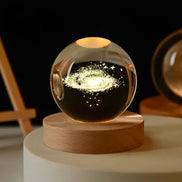 Selena Kristallkugel – Glaslampe mit Mond-, Galaxie-, Saturn- und Sonnensystem-Motiv