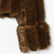 Kurze Damen Kunstfelljacke mit Reverskragen für Herbst und Winter – Norvella