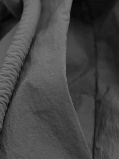 Damen Steppjacke mit V-Ausschnitt, Schnürverschluss und Taschen – Liora