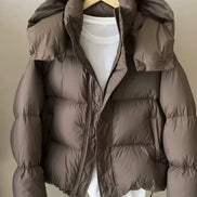 Damen Winterjacke mit Kapuze und Reißverschluss – Calyra