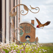 Dekoratives Vogelhaus für Garten und Außenbereiche