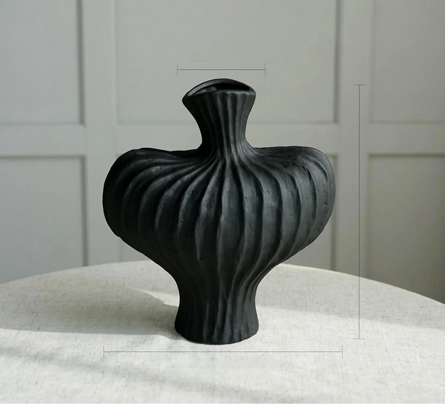 Vesora Tischvase aus Kunststoff – Moderne Dekovase für Innenräume