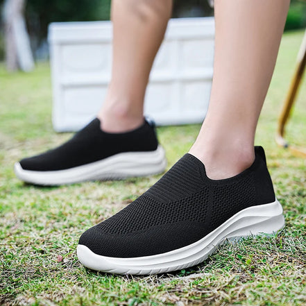 Meravon Herren Slip-On Sneaker mit atmungsaktivem Obermaterial
