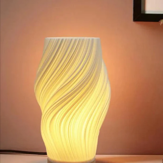 Schicke Spiral-Nachtlichtlampe Gestreifter Schirm – Elegantes Warmes Licht für Modernen Stil 0
