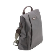 Damenrucksack mit Reißverschluss im schlichten Design