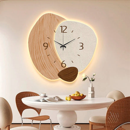 Eloria Wanduhr mit Leuchteffekt – Elliptisches Design für Wohnräume