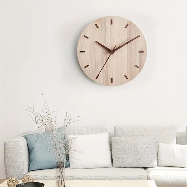 Wanduhr Aus Walnussholz – Stilvolles Design Mit Naturbelassenem Charme 0