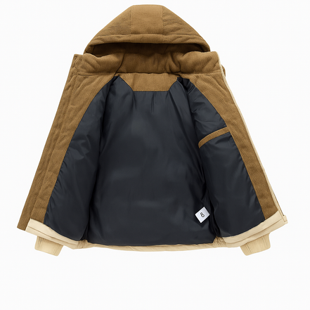 Brun vinterjakke med hætte, vist åben for at vise indersiden, egnet til efterår og vinter